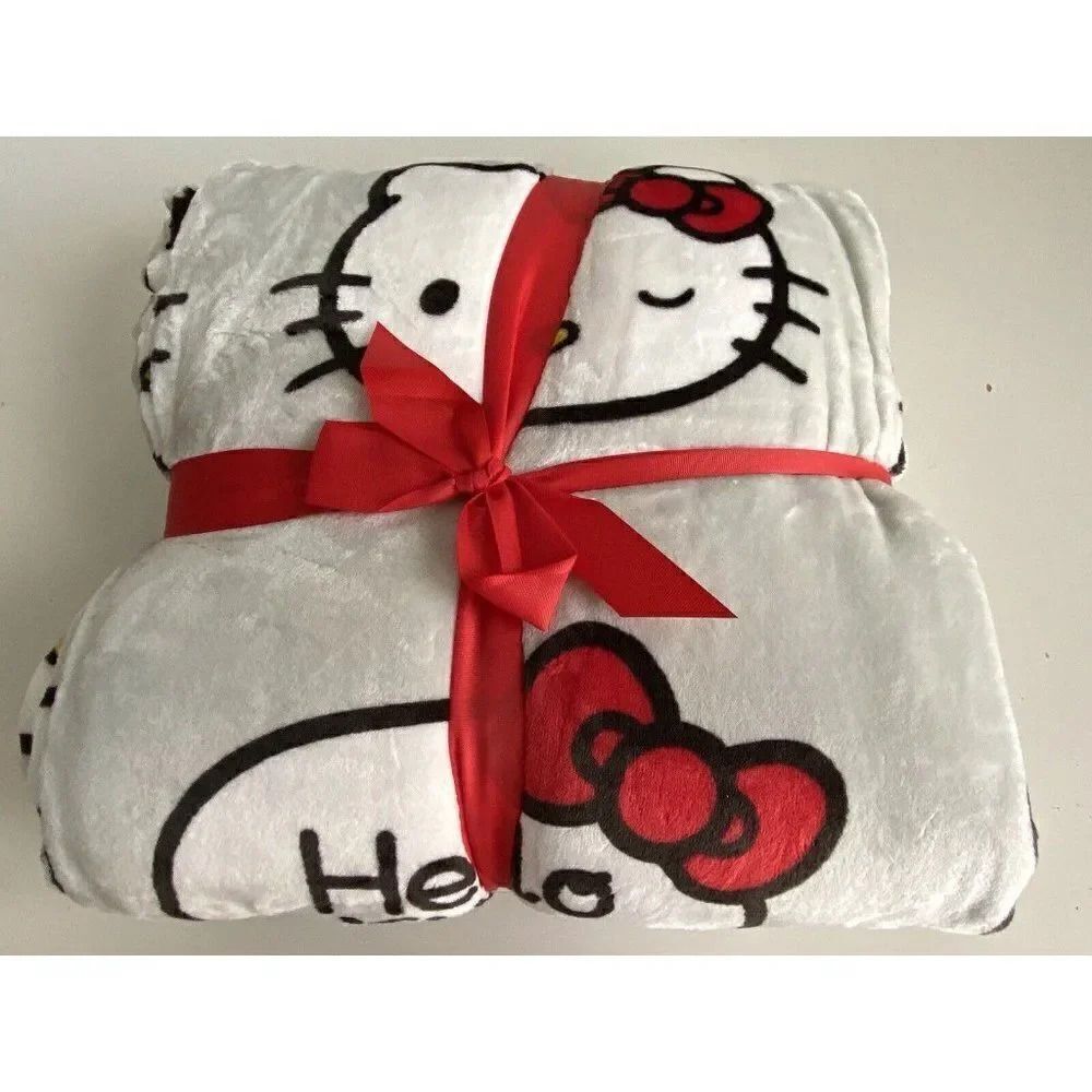 Hello Kitty Full Queen 90x90” Soft Grey Talk Speech Bubble Plush Blanket NEW